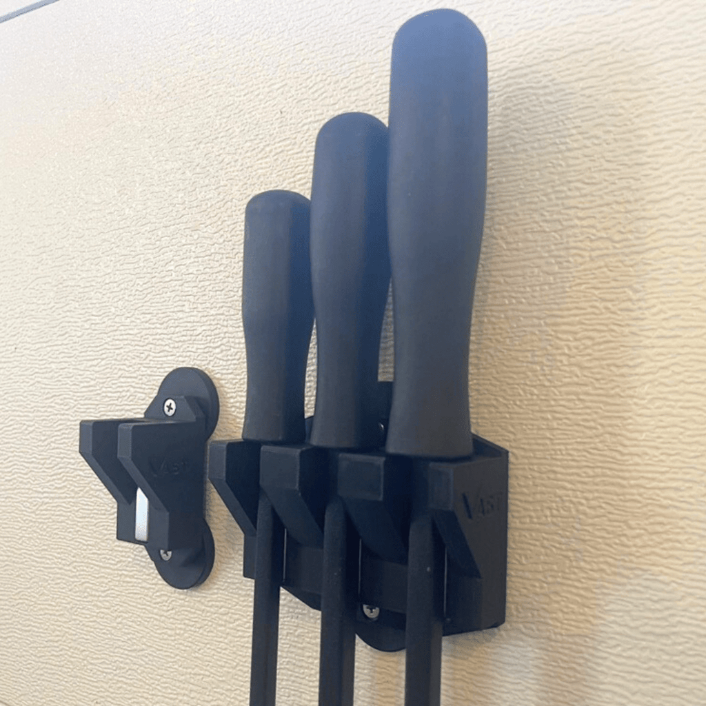 Magnetic Pry Bar Holder (1 - 4 Slots) - Veteran Powered