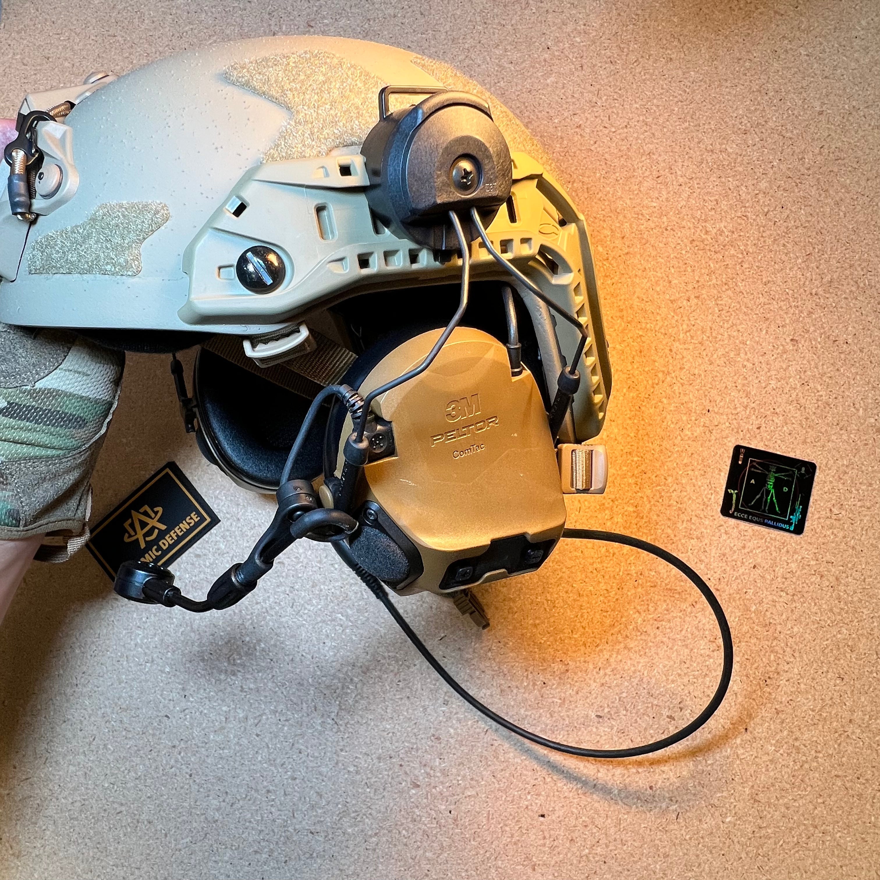 Peltor ComTac VIII | High-Clarity Radio & Instant Hearing Protection w/ Fail-Safe Backup Comms